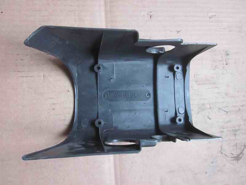 Крышка рулевой колонки-1