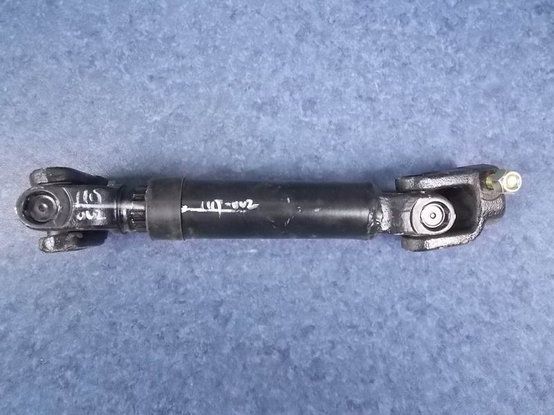 Steering transmission lower shaft