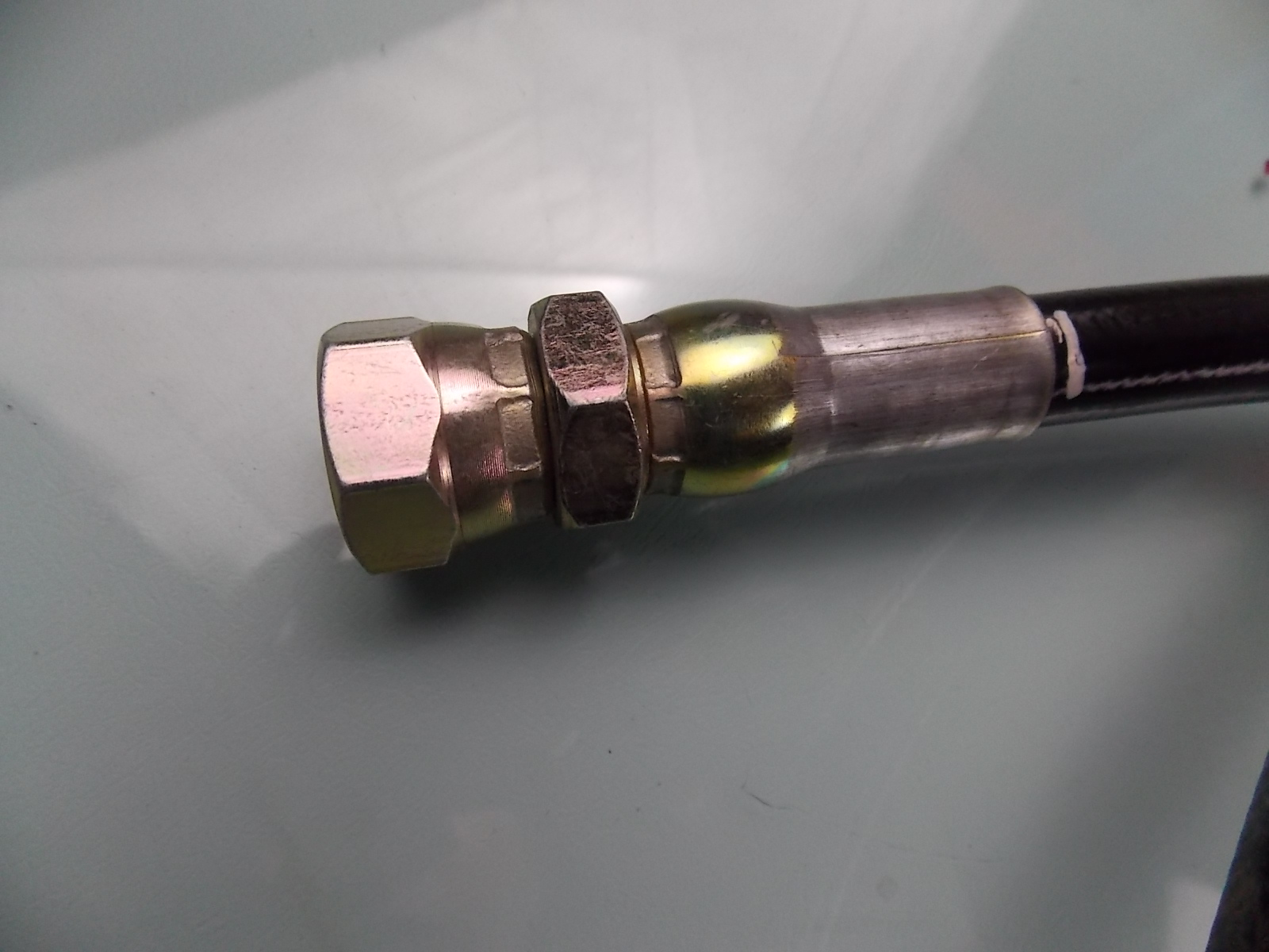 D High pressure oil pipe assembly-1