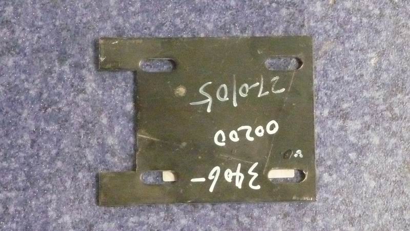 Steering tank bracket, 95*105, straight plate, 0°