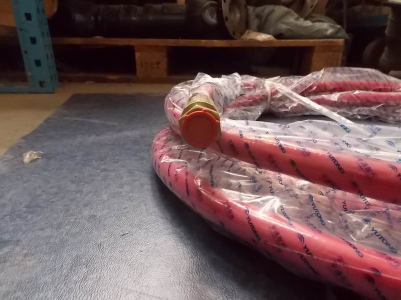 D Polyurethane reinforced hose (high pressure) L=9m (M18*1.5)-1