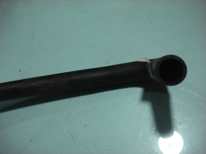 Steering low pressure oil resistant pipe (Φ27, L=700)-3