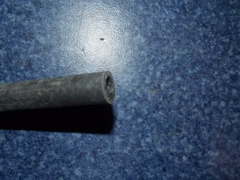 Oil pump oil inlet hose