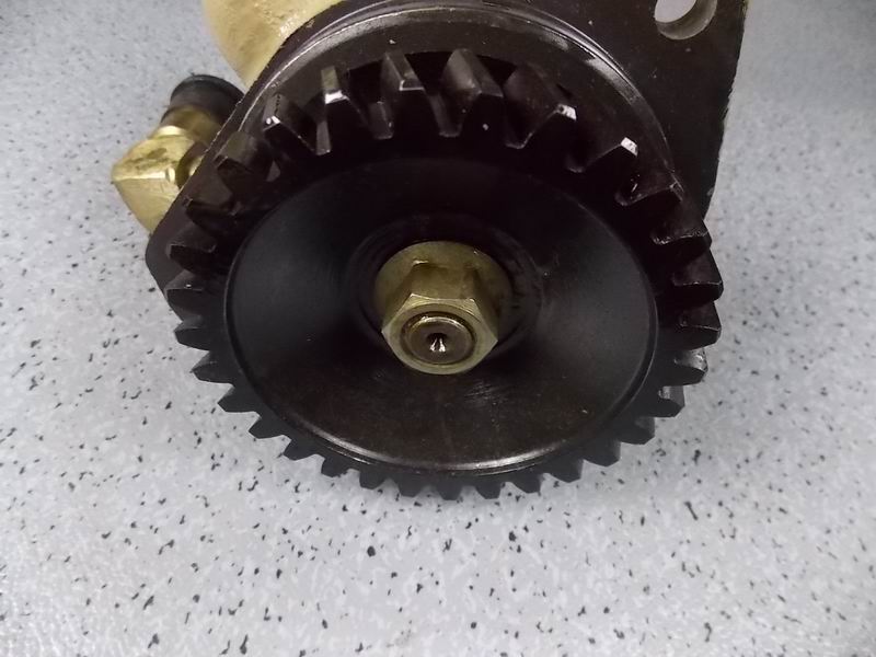 D Steering oil pump (YBZ214C-130/100)-1