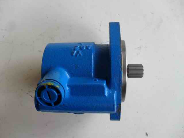 Steering oil pump-1