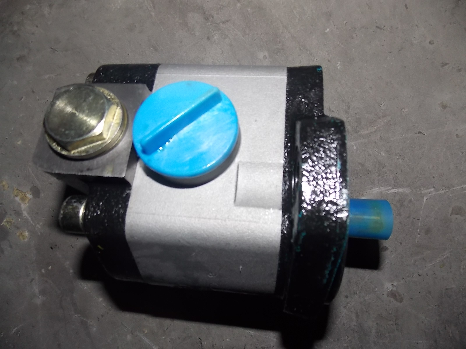 Steering oil pump-1