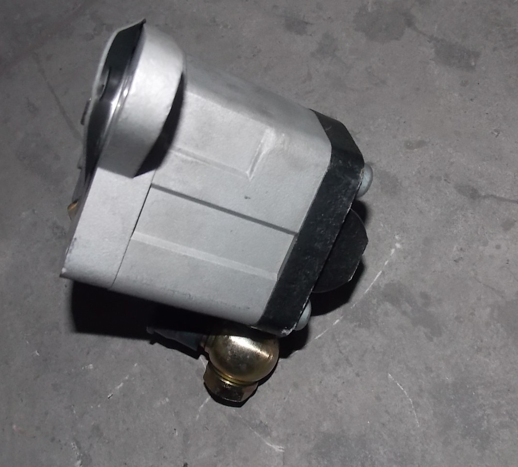 Steering oil pump (Hefei Tianli QC18/13-YC08Z)