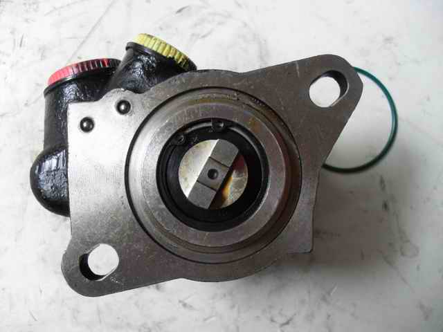 Масляный насос рулевого управления-1