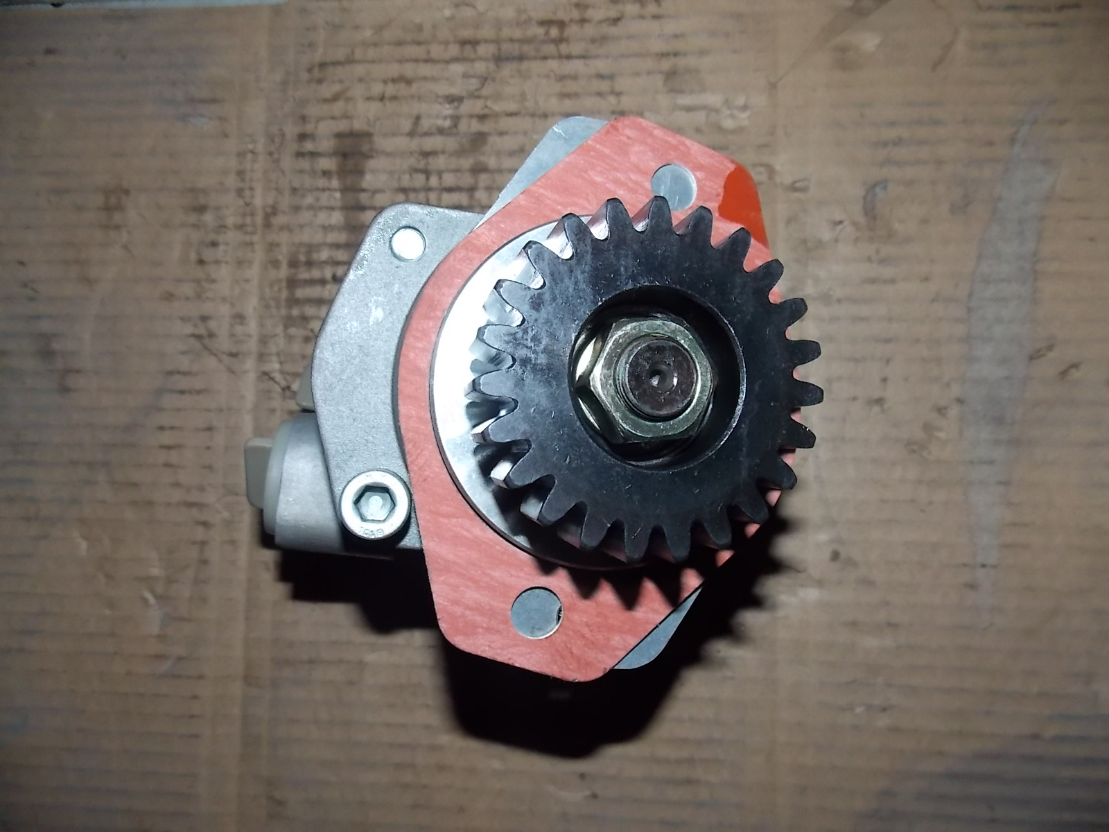 Масляный насос рулевого управления (с CA 6DL1-26E4 двигатель)-3