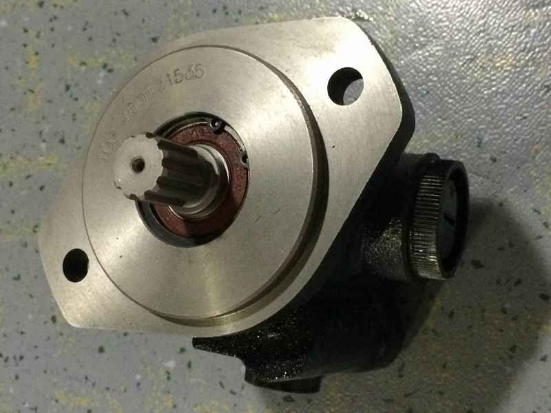 Steering oil pump