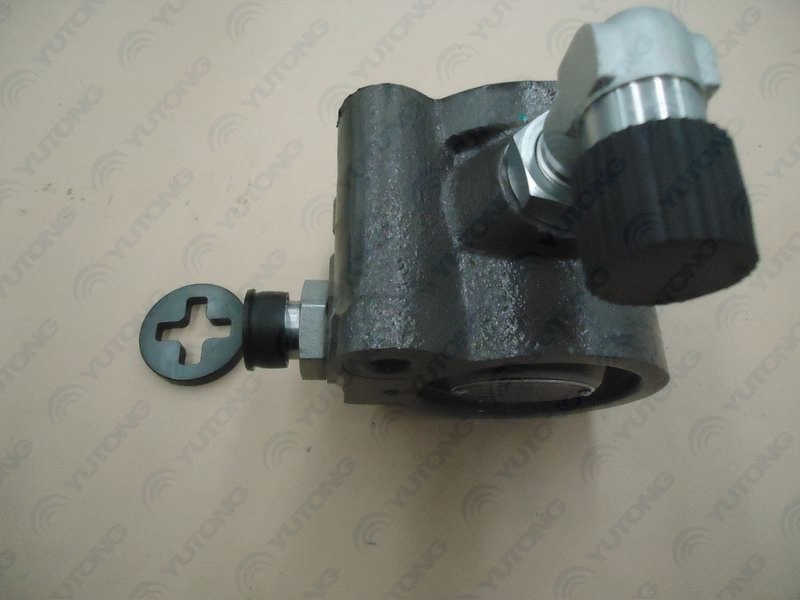 Steering oil pump, ISF3.8S, cast iron-1