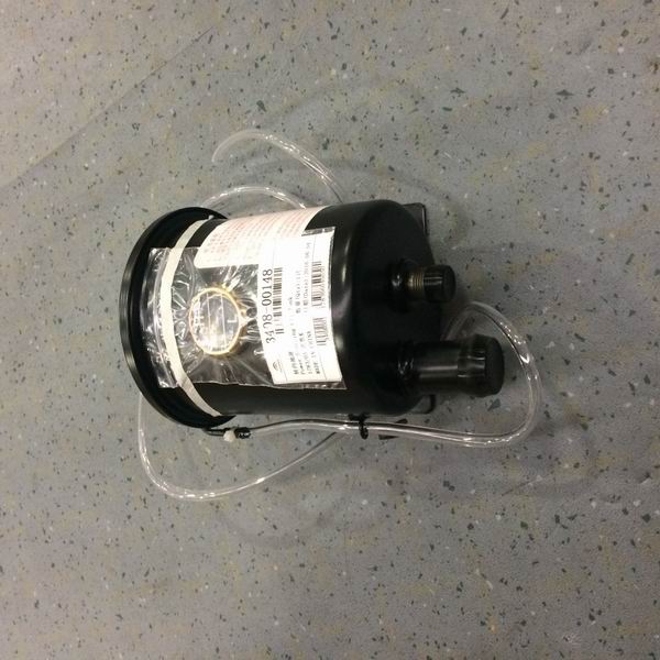 Steering oil tank, iron, 1800ml, without sensor-2
