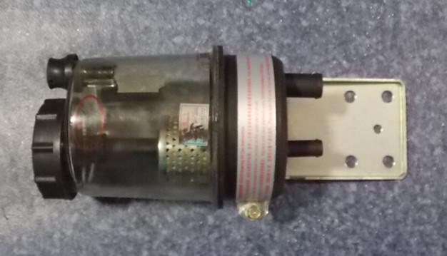 Steering oil tank, plastic, 2000ml, without sensor-1