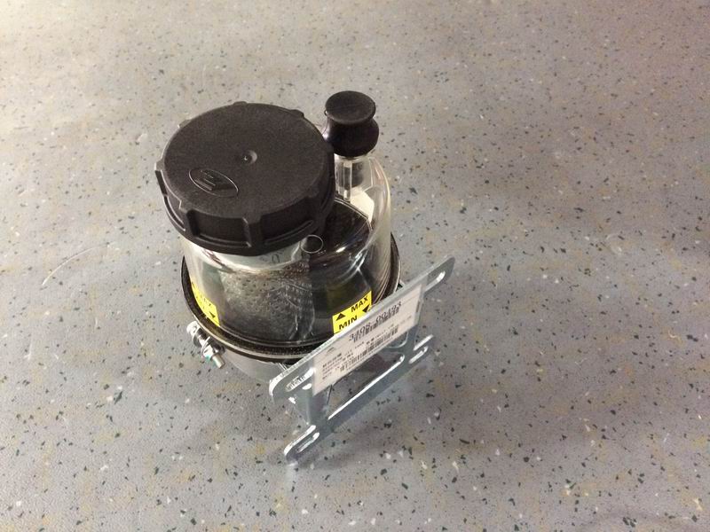 Steering oil tank, plastic, 1600ml, without sensor-1