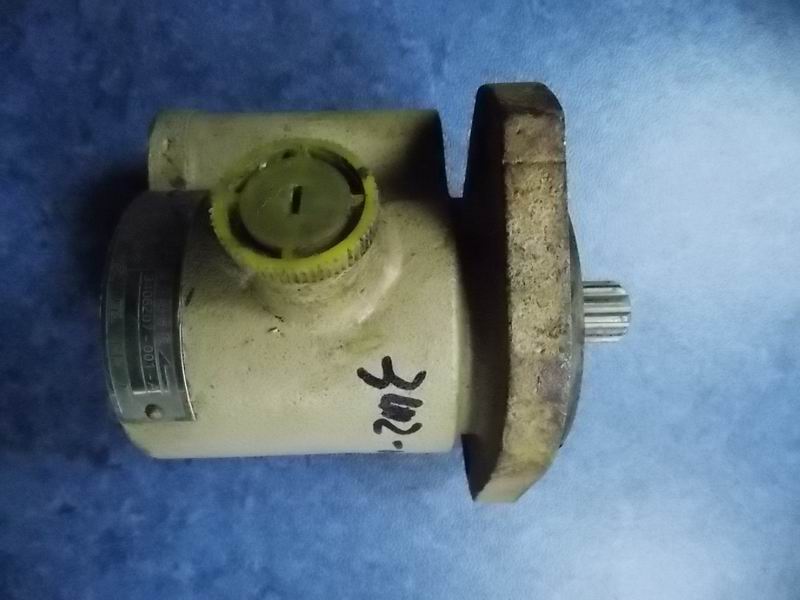 Steering oil pump