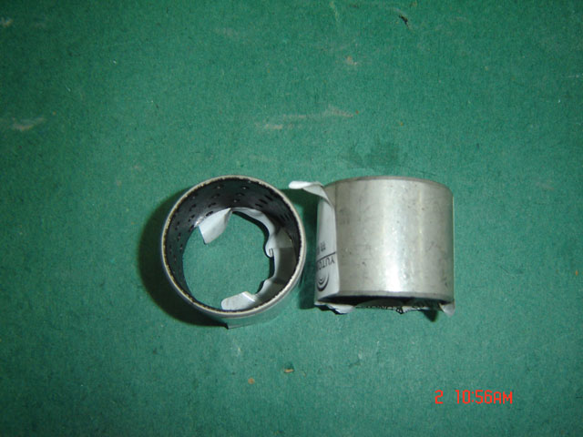 Middle rocker bushing-1
