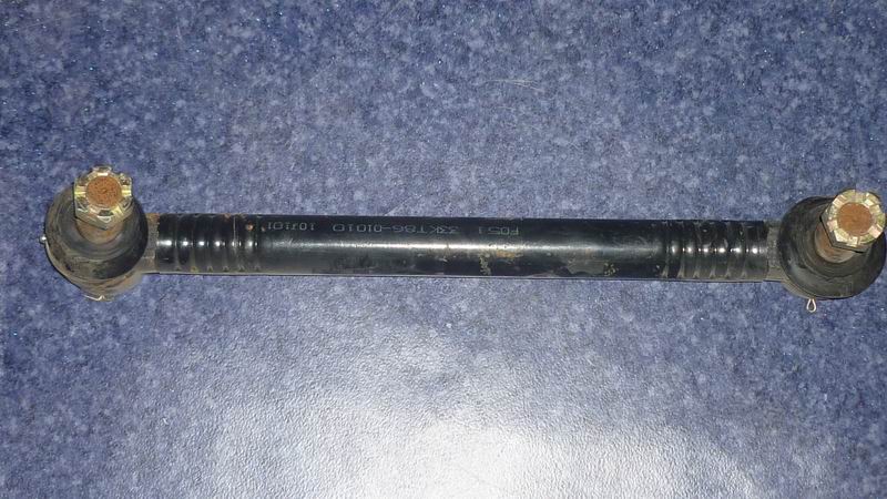 Front straight pull rod assembly