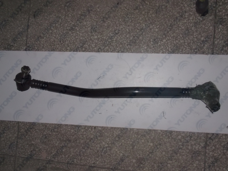 Rear straight pull rod assembly