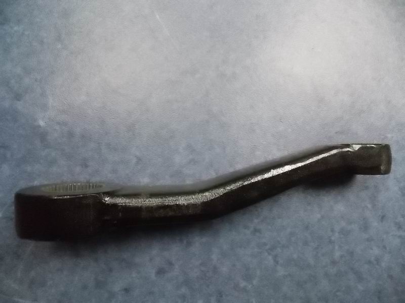 Steering vertical arm, 40, conical hole small end Φ19.4/1:8-1