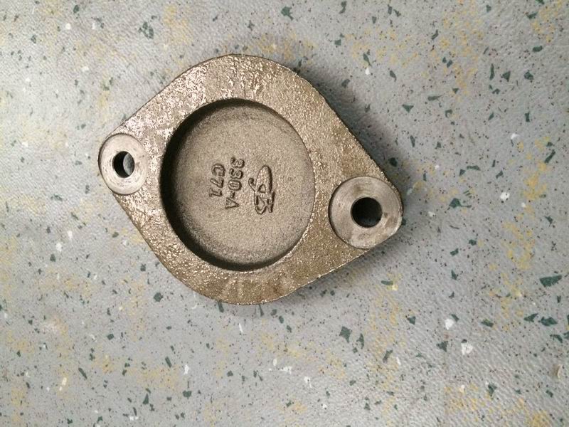 Steering oil pump cover plate
