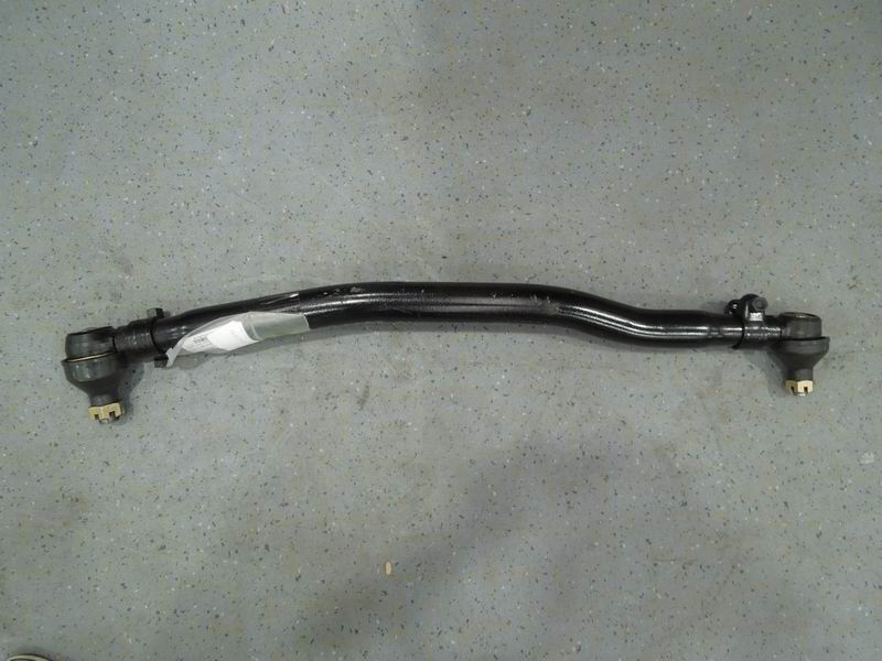 Rear straight pull rod assembly