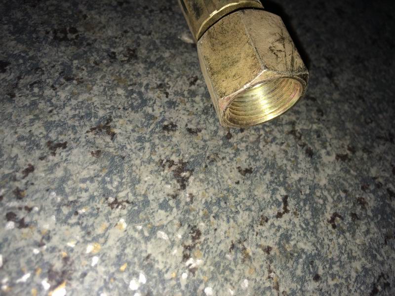 Маслопровод высокого давления рулевой колонки-1