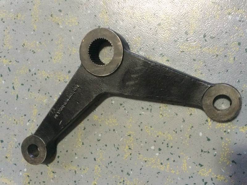 Левый поворотный рычаг-1