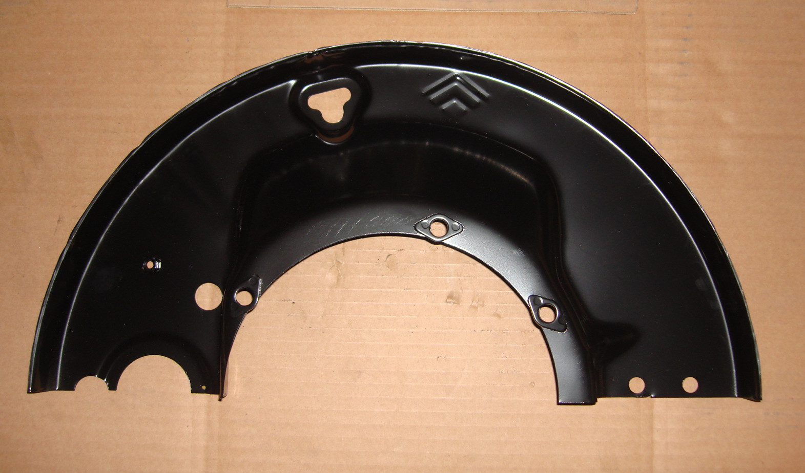 Dust cover on brake; 3552-00765 generations consumed