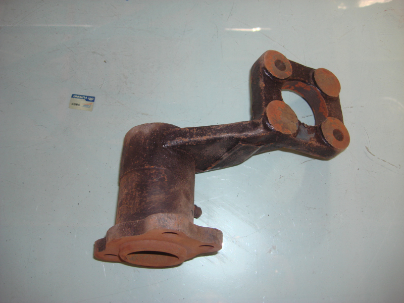 Кронштейн переднего тормоза Правый