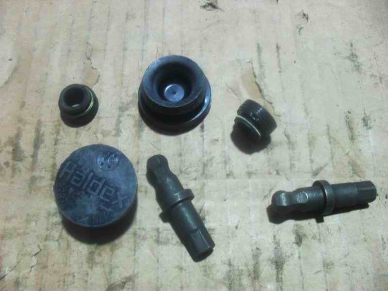 Clearance adjustment shaft repair package; 6 pieces included-1