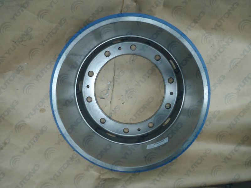 Front brake drum; inner circle 400; maximum outer circle 456; total height 248.5-1