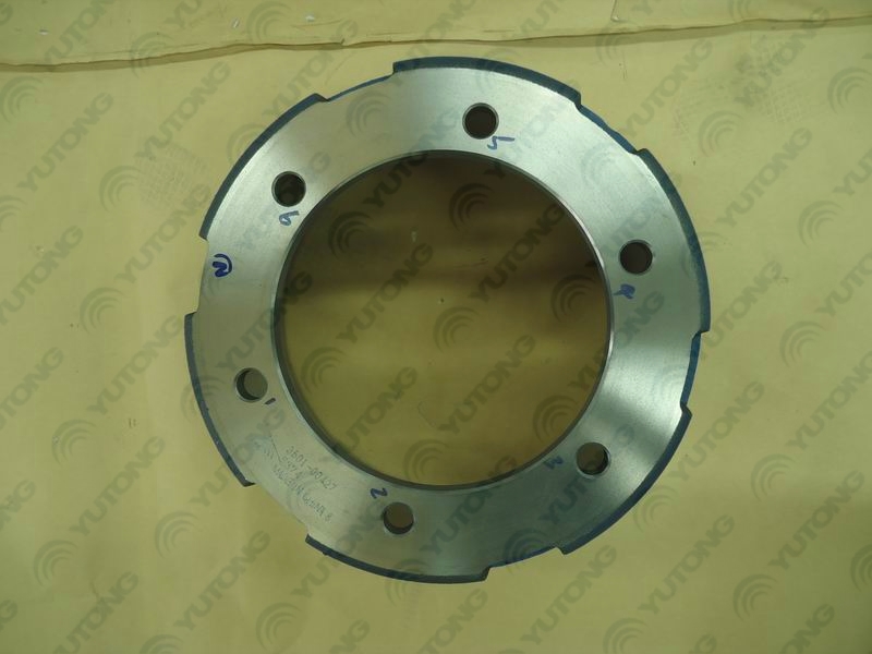 Front brake drum; inner diameter 310; total height 189; 6-φ18.4 holes uniformly distributed