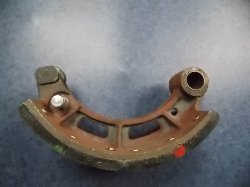 Front brake shoe assembly