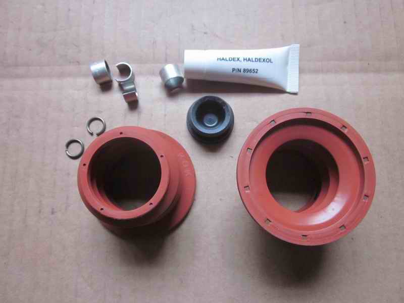 Adjusting mechanism seal