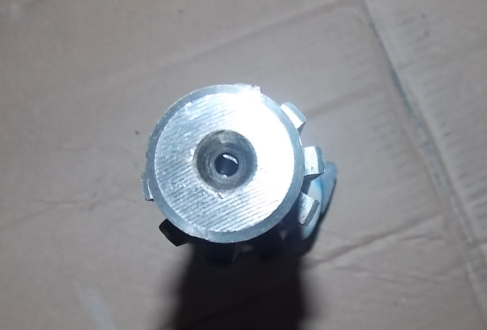 Front left camshaft; total length 213-2