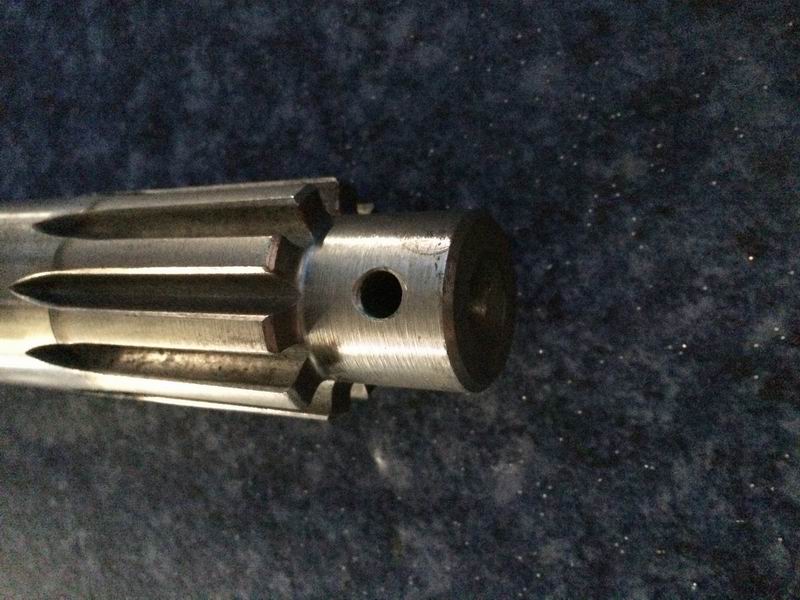 Распределительный вал левый-1