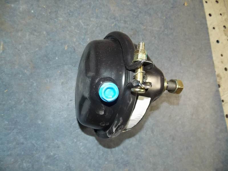 Front brake air chamber assembly-right;24″-1