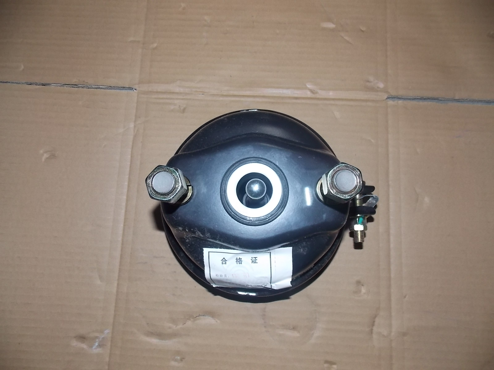 Front brake air chamber assembly - left; 24″-1