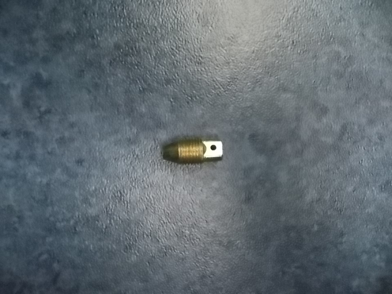 Locking bolts-hoof shaft