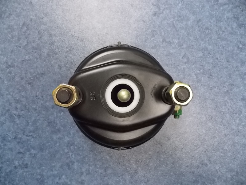 Front brake air chamber assembly-right