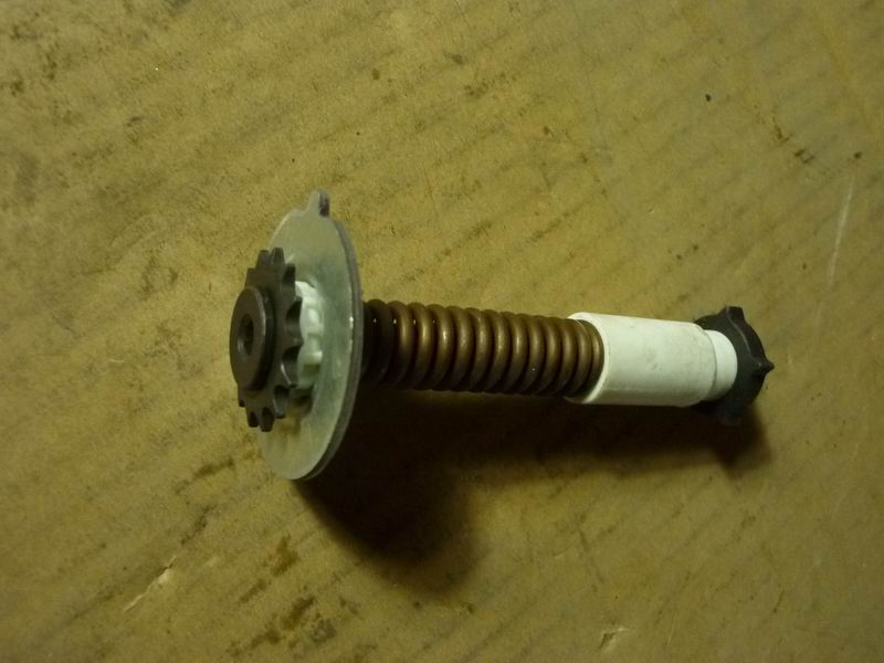 Driven clearance adjustment mechanism-1