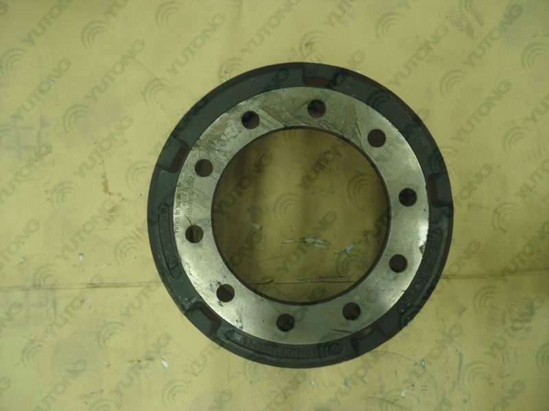 Rear brake drum; inner circle 400; maximum outer circle 460; total height 255-1