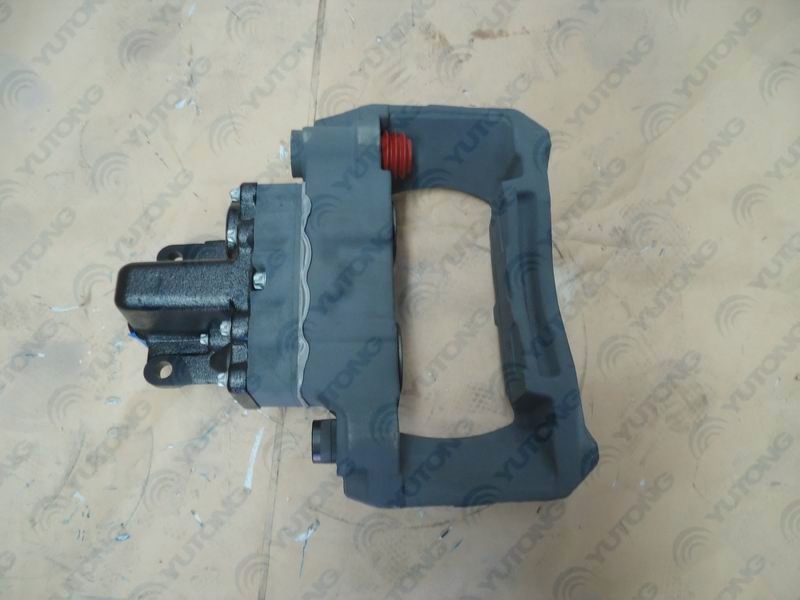 Дисковый тормоз в сборе-правый; не включает части копыт и позиционирующие диски