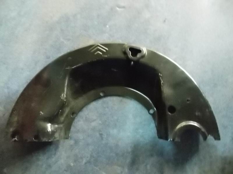 Пылезащитный чехол на задний тормоз