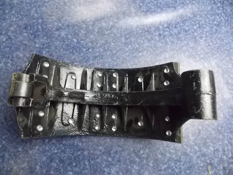 Задняя тормозная колодка с втулкой в ​​сборе-3