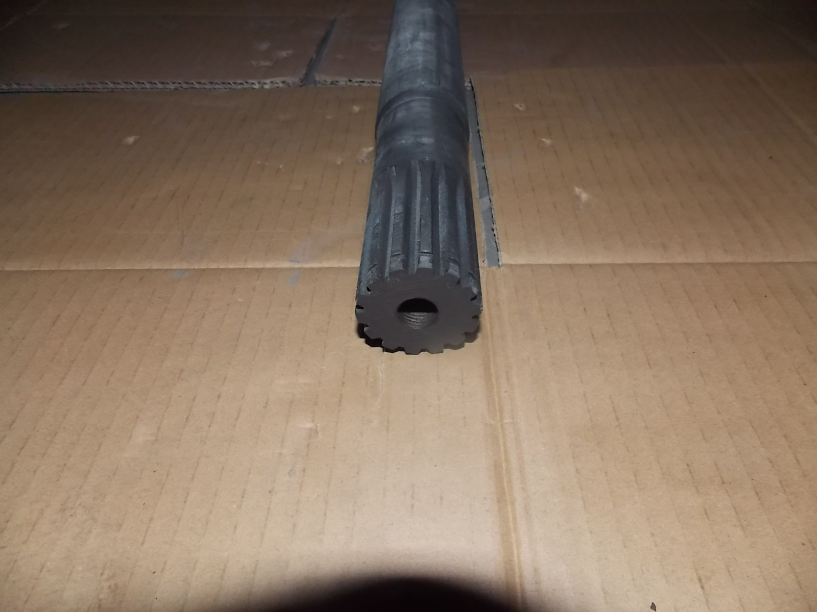 Rear left camshaft; length 551mm-2