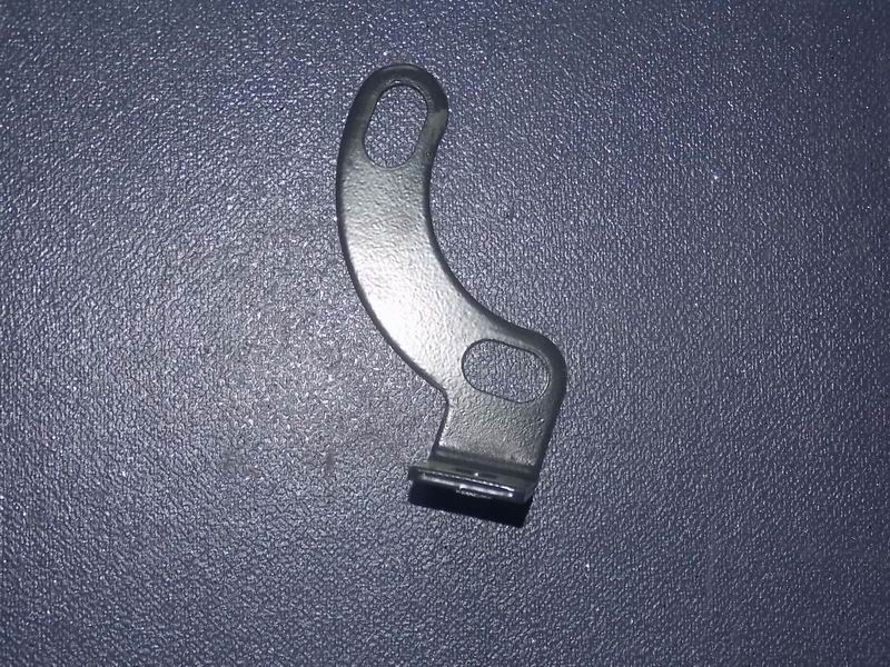 Rear right adjustment arm fixing bracket