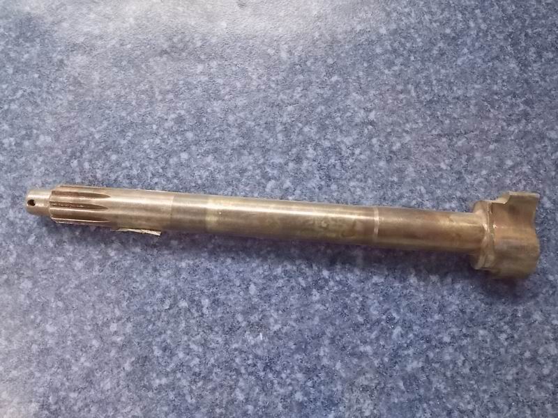 Rear right camshaft; consume inventory-1