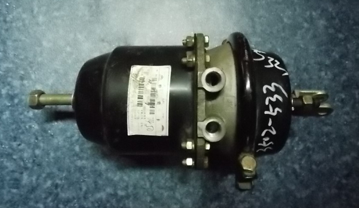 Rear brake air chamber-left