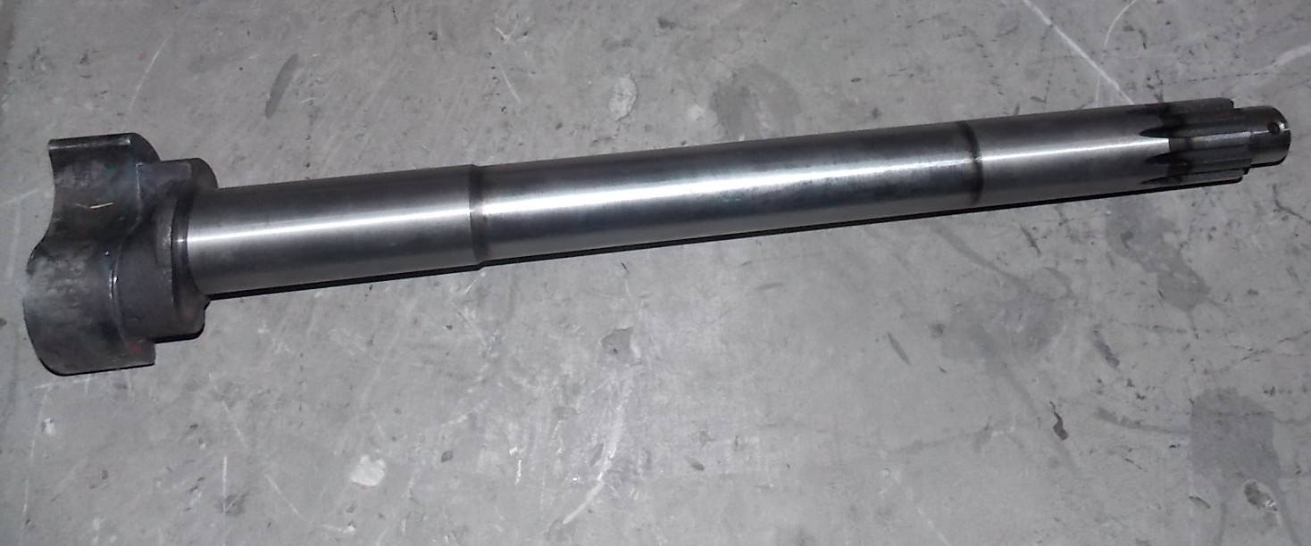 Rear left cam shaft